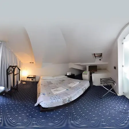 Central Bed 1 Бергамо
