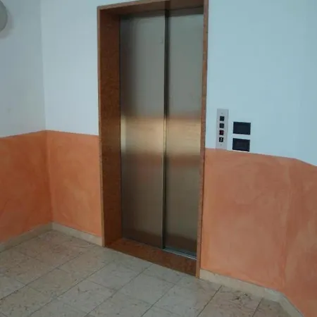 Central Bed 1 Гостевой дом